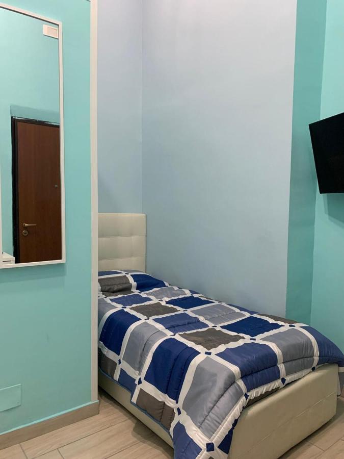 B&B Spaccanapoli A Due Passi Da Via Tribunali Zewnętrze zdjęcie