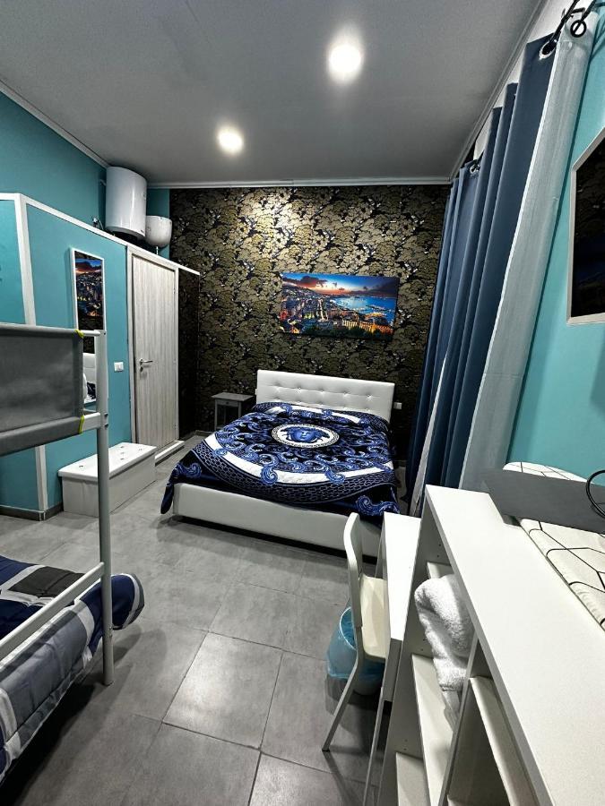 B&B Spaccanapoli A Due Passi Da Via Tribunali Zewnętrze zdjęcie